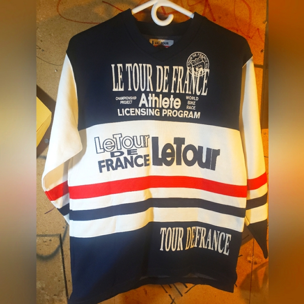 Rare, tour de France official crewneck